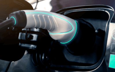 Jak ładować samochód elektryczny – poradnik